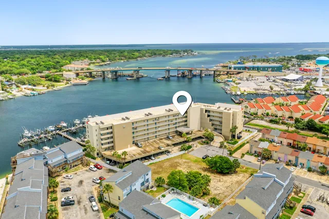 a view of parking area