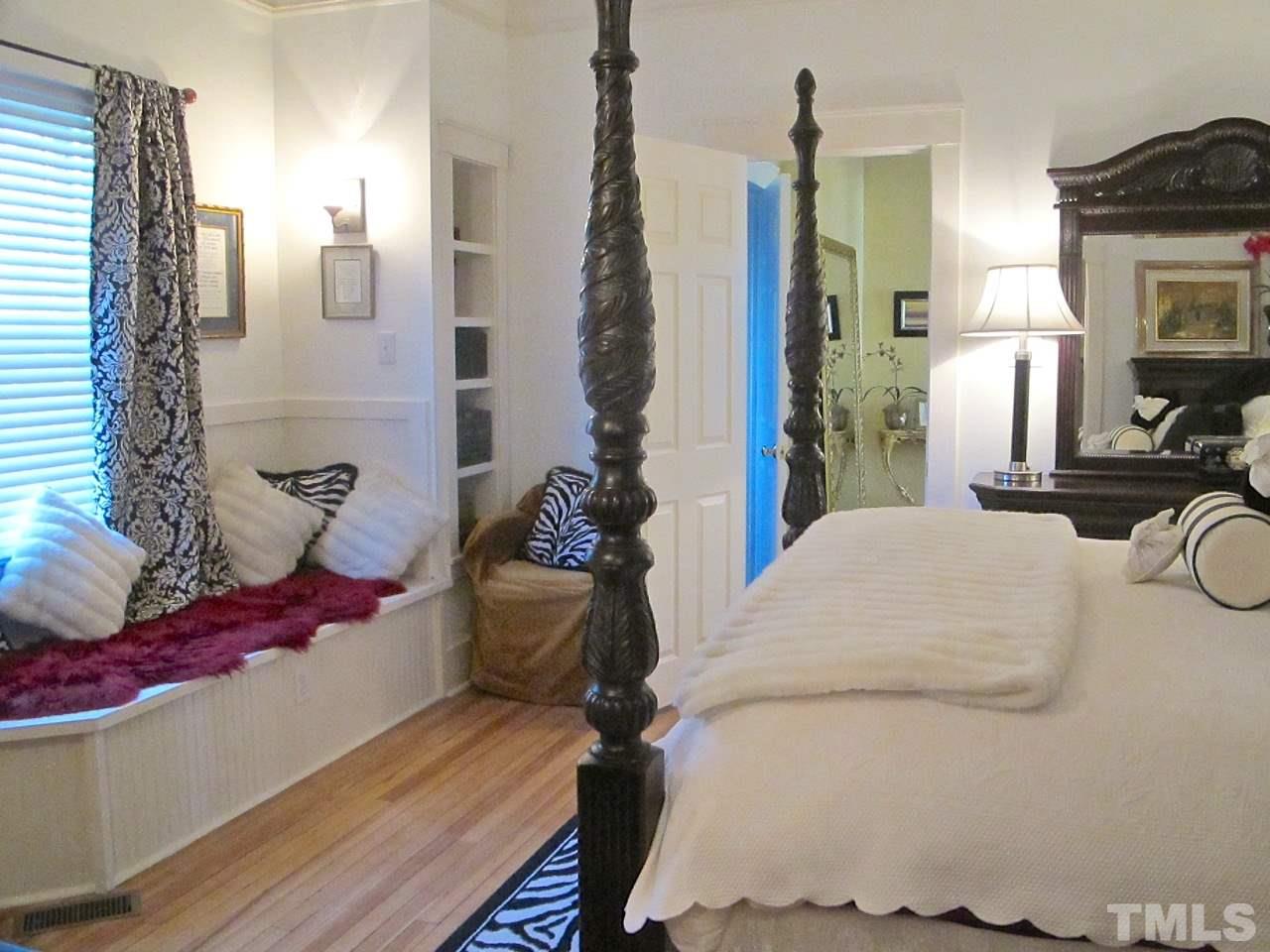 1207 Pierce Street Raleigh, NC 27605 - Photo 14 of 25 Gallery Image 14
