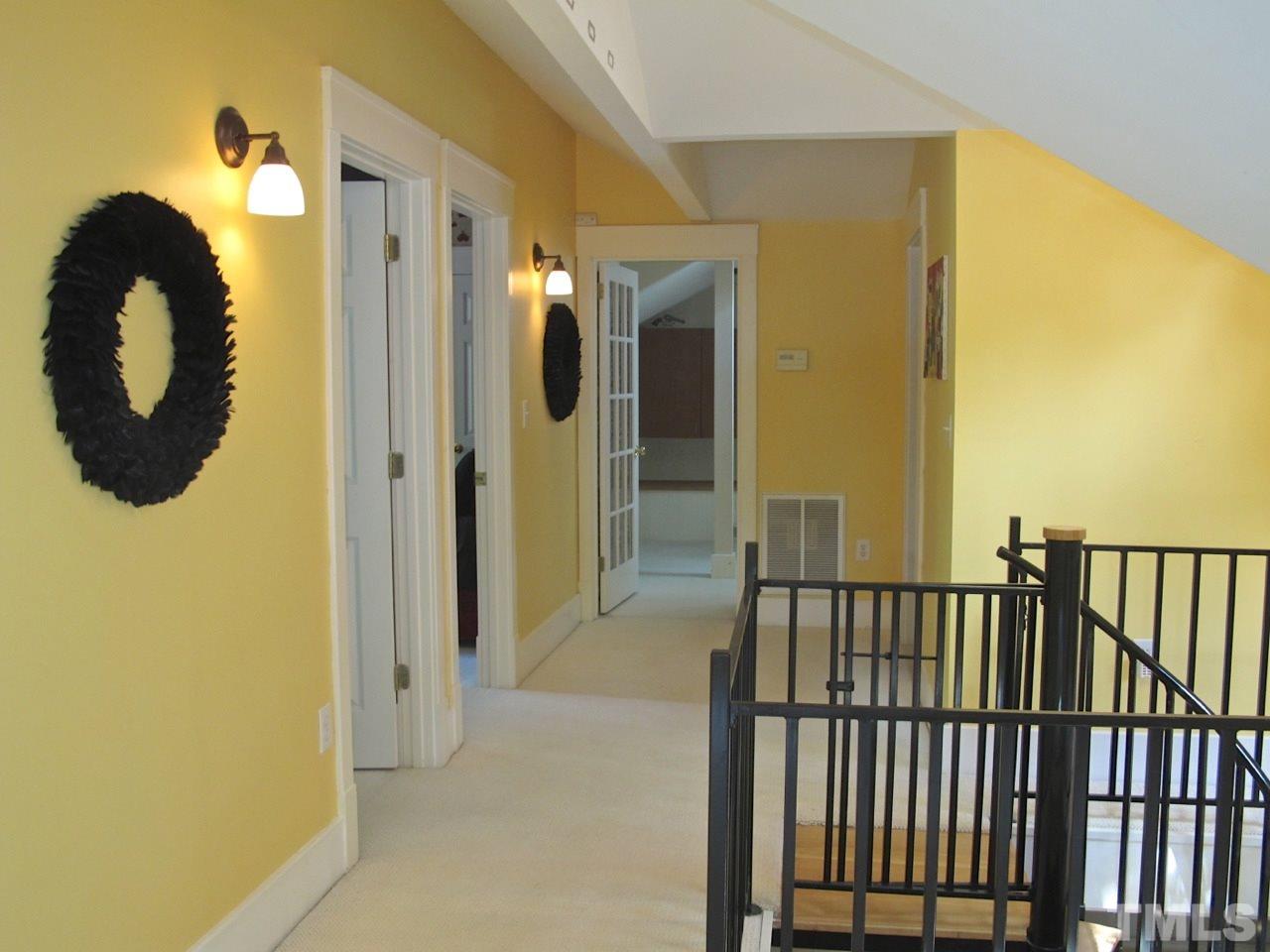 1207 Pierce Street Raleigh, NC 27605 - Photo 16 of 25 Gallery Image 16