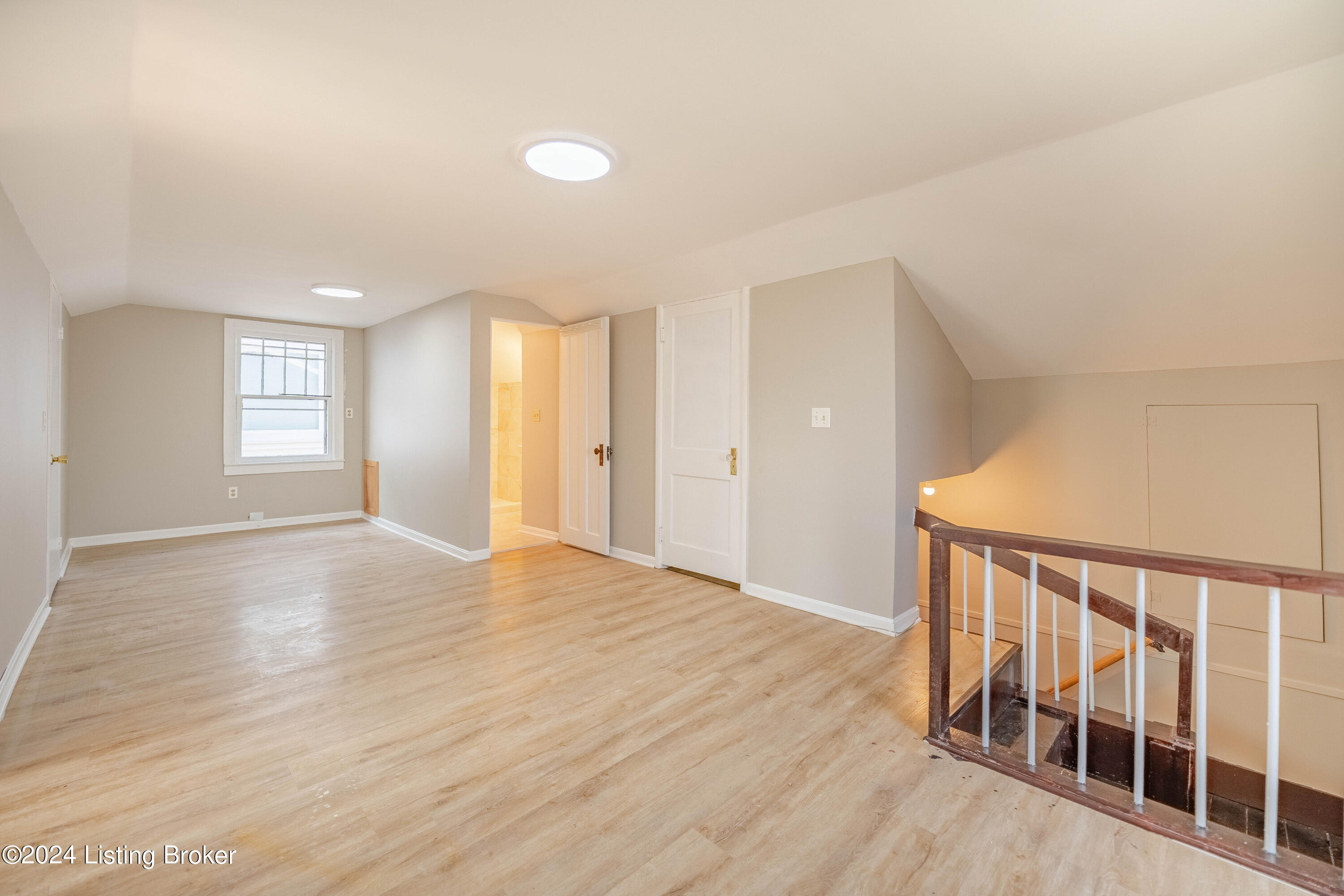 2420 Sherry Road Louisville, KY 40217 - Photo 12 of 22 DSC03683-HDR