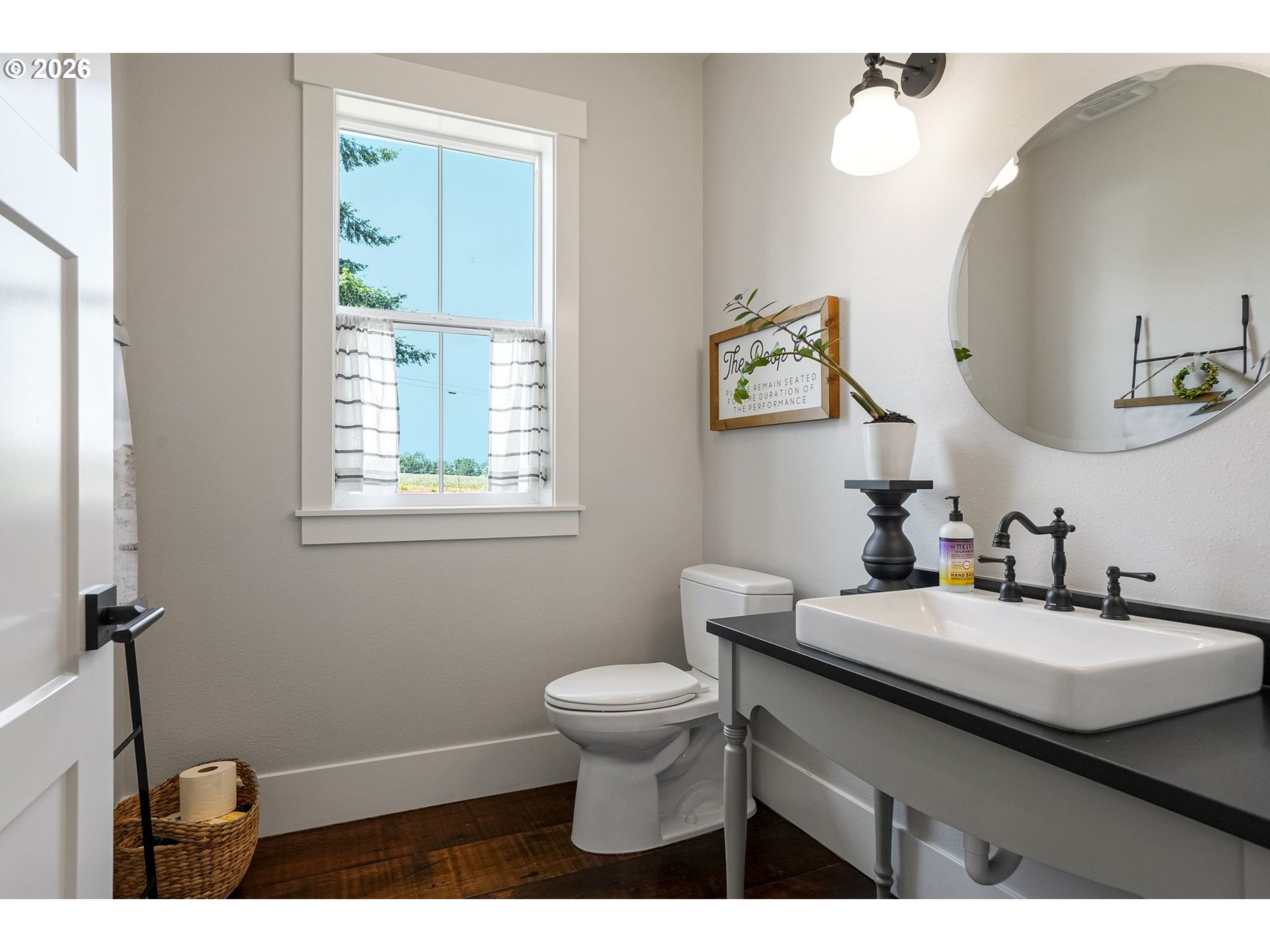 4040 Victor Point Road Northeast Silverton, OR 97381 - Photo 13 of 48