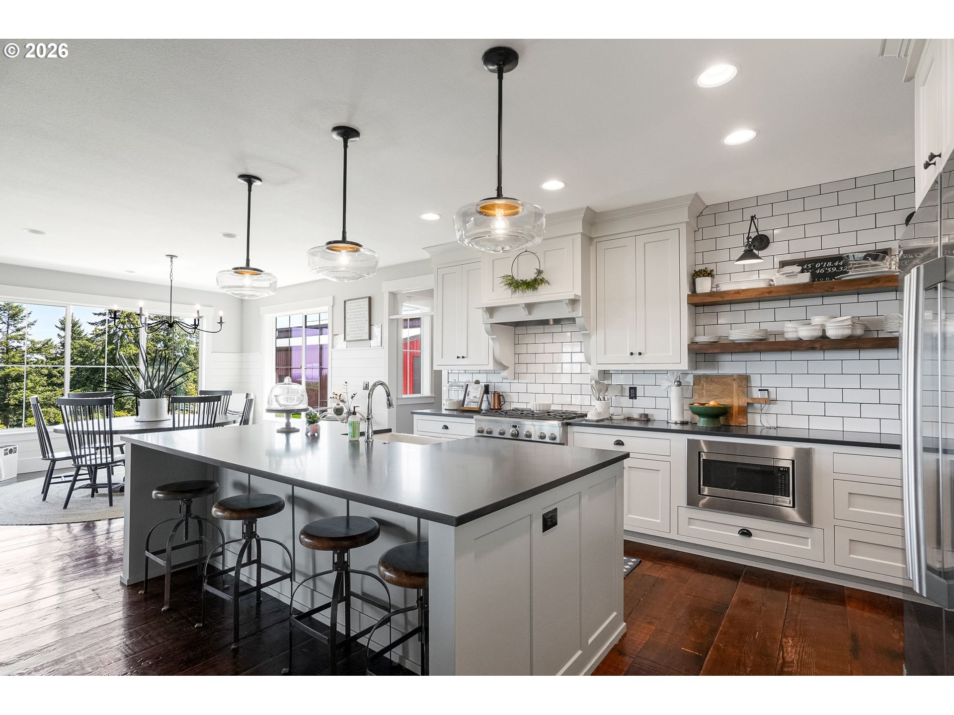 4040 Victor Point Road Northeast Silverton, OR 97381 - Photo 18 of 48