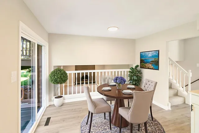 $359,700 | 19520 Lake Lynwood Drive, Lynwood, IL 60411