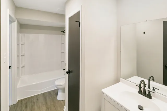 $359,700 | 19520 Lake Lynwood Drive, Lynwood, IL 60411