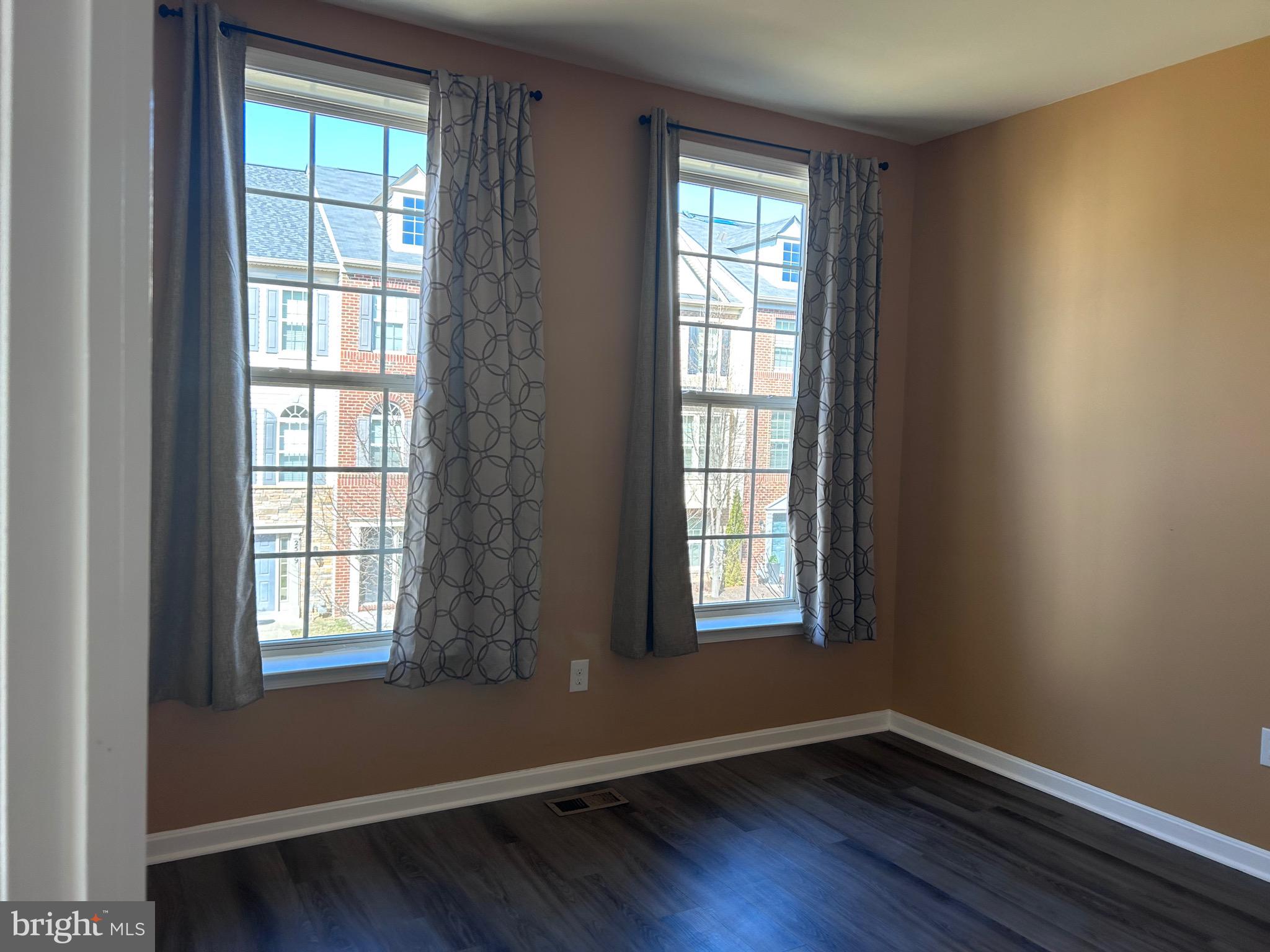 9623 Smithview Place Lanham, MD 20706 - Photo 13 of 42 second floor office