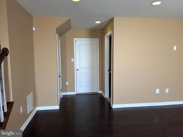 $3,500 | 9623 Smithview Place, Lanham, MD 20706