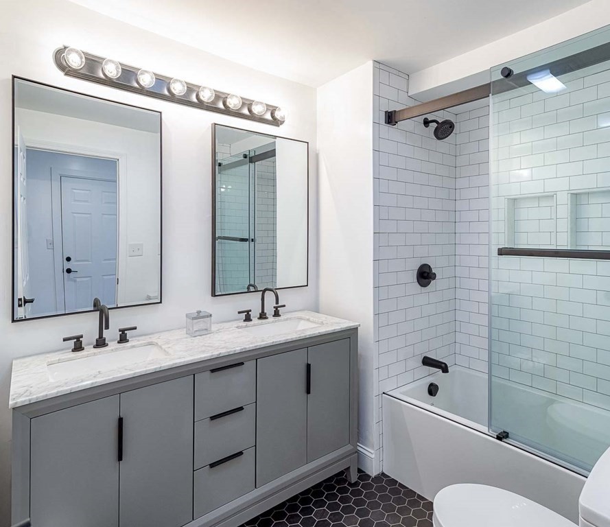 261 Silver Street, Unit 1 Boston, MA 02127 - Photo 18 of 26