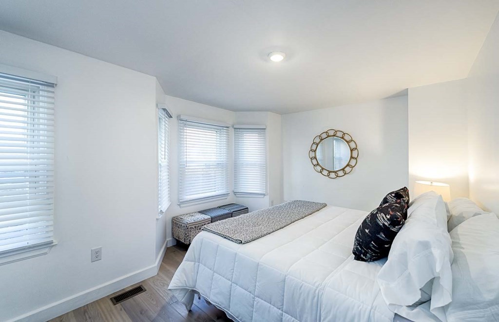 261 Silver Street, Unit 1 Boston, MA 02127 - Photo 23 of 26