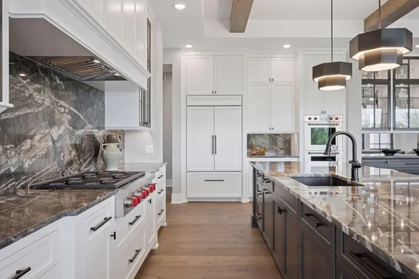 $2,995,000 | 2101 Bridgevine Court, Independence, MN 55359