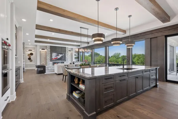 $2,995,000 | 2101 Bridgevine Court, Independence, MN 55359