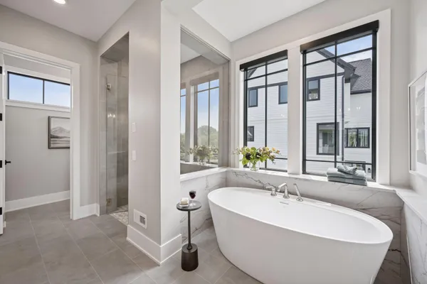 $2,995,000 | 2101 Bridgevine Court, Independence, MN 55359