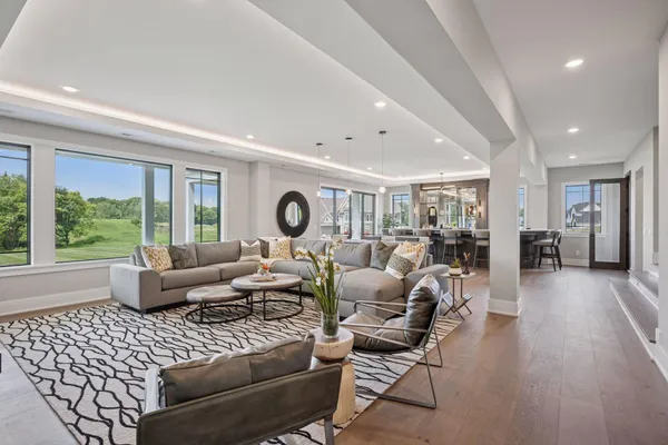 $2,995,000 | 2101 Bridgevine Court, Independence, MN 55359