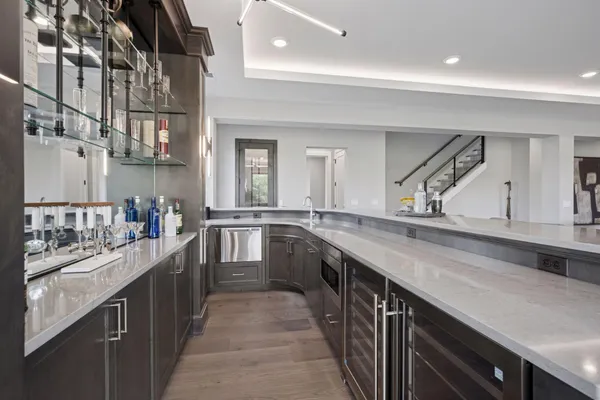 $2,995,000 | 2101 Bridgevine Court, Independence, MN 55359