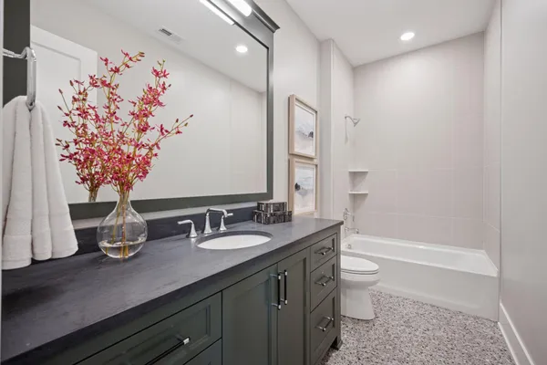 $2,995,000 | 2101 Bridgevine Court, Independence, MN 55359