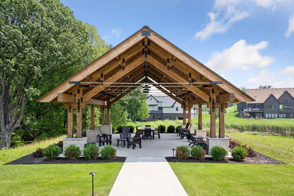 $2,995,000 | 2101 Bridgevine Court, Independence, MN 55359