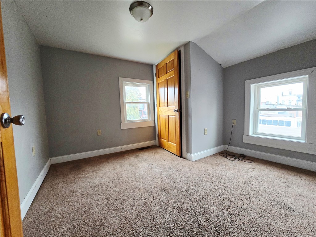 37 North Virginia Street Waterloo, NY 13165 - Photo 8 of 9