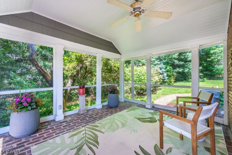 11 Yorke Road Mountain Lakes, NJ 07046 - Photo 24 of 50
