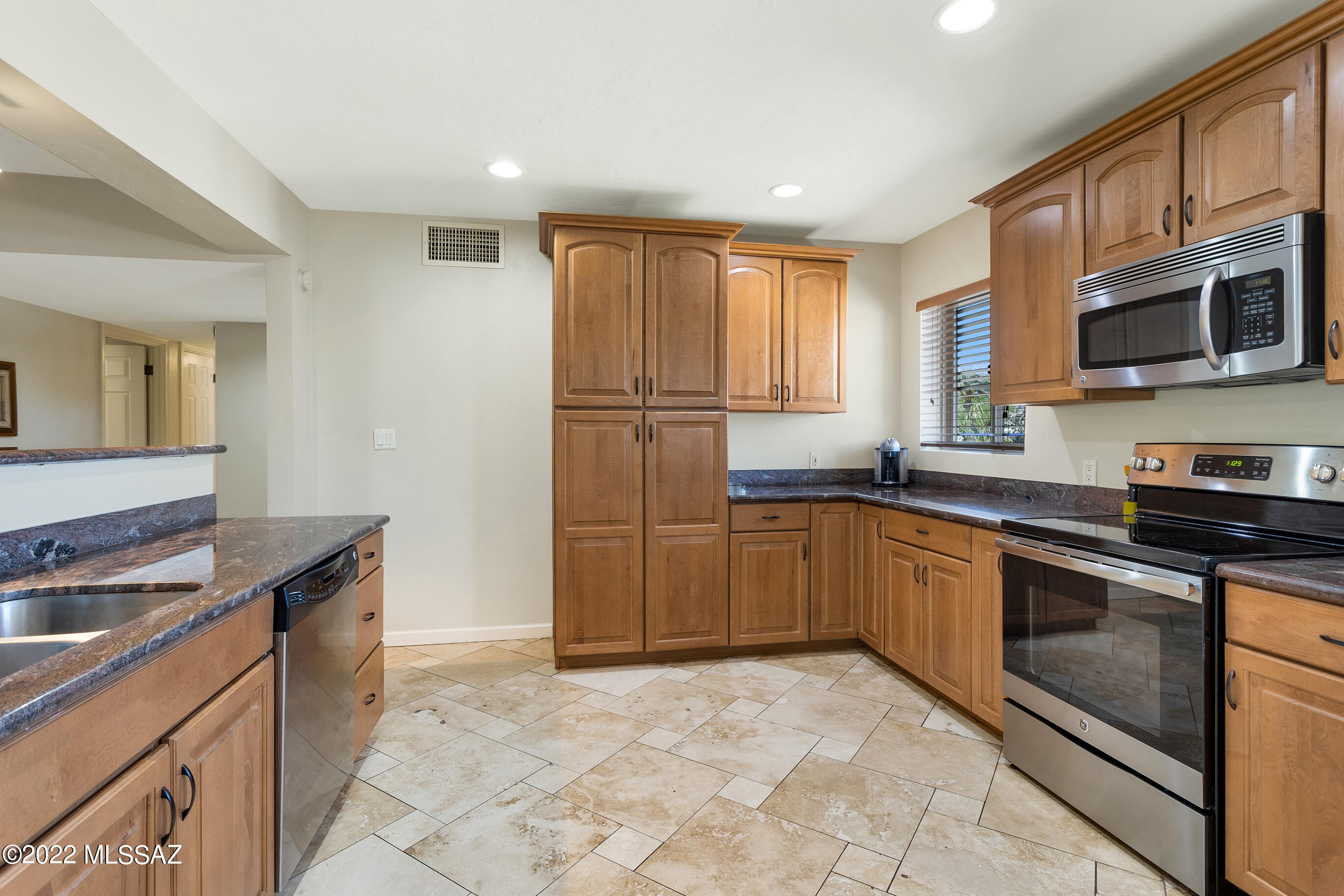 4422 East Bryn Mawr Road Tucson, AZ 85711 - Photo 12 of 31