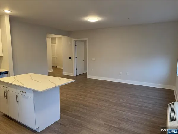 $3,495 | 1685 Bergen Boulevard, Unit 604, Fort Lee, NJ 07024