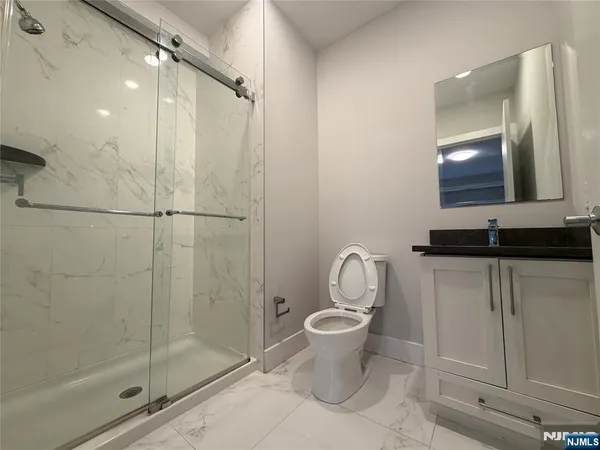 $3,495 | 1685 Bergen Boulevard, Unit 604, Fort Lee, NJ 07024