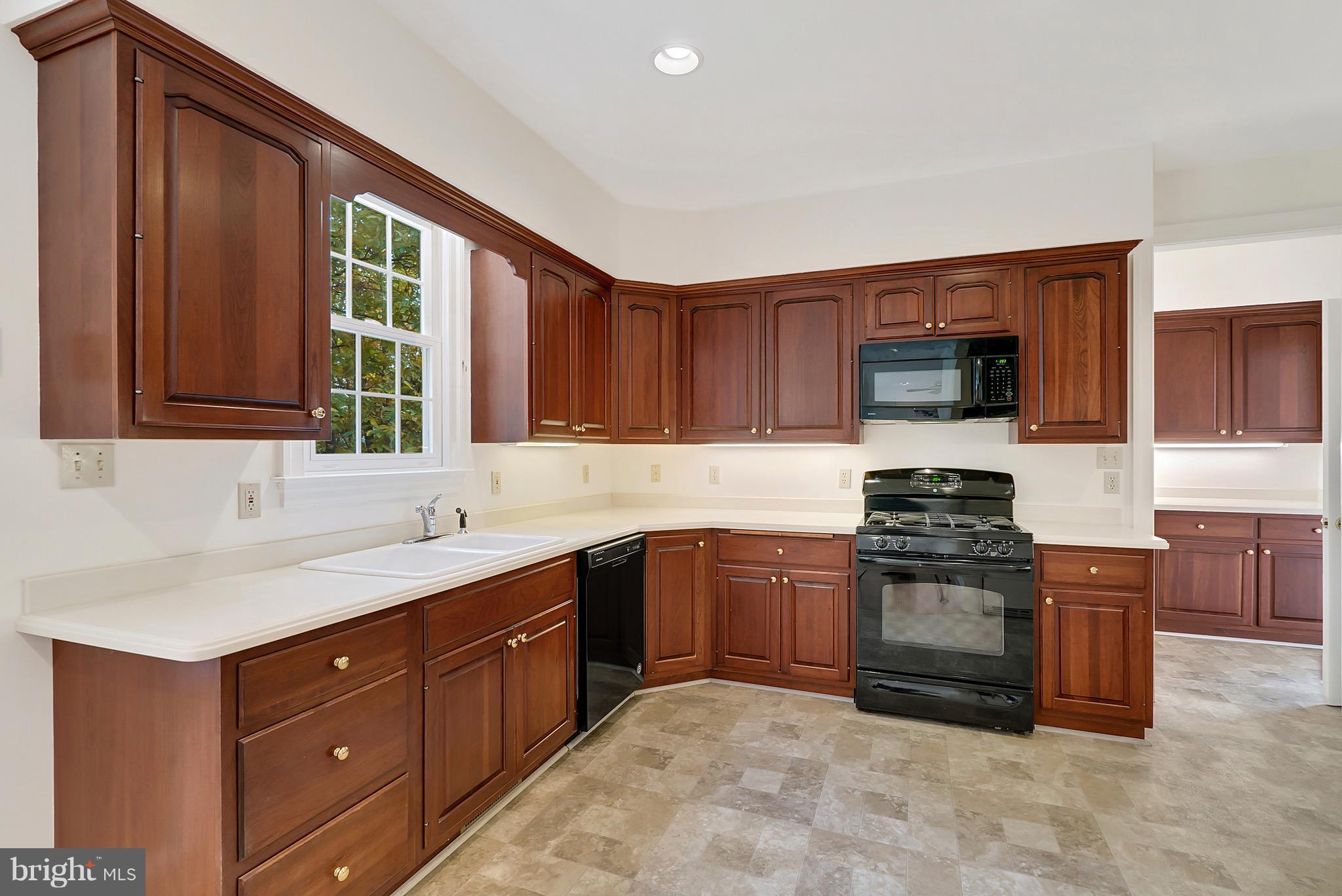 10504 Warland Road Marshall, VA 20115 - Photo 12 of 25 Kitchen