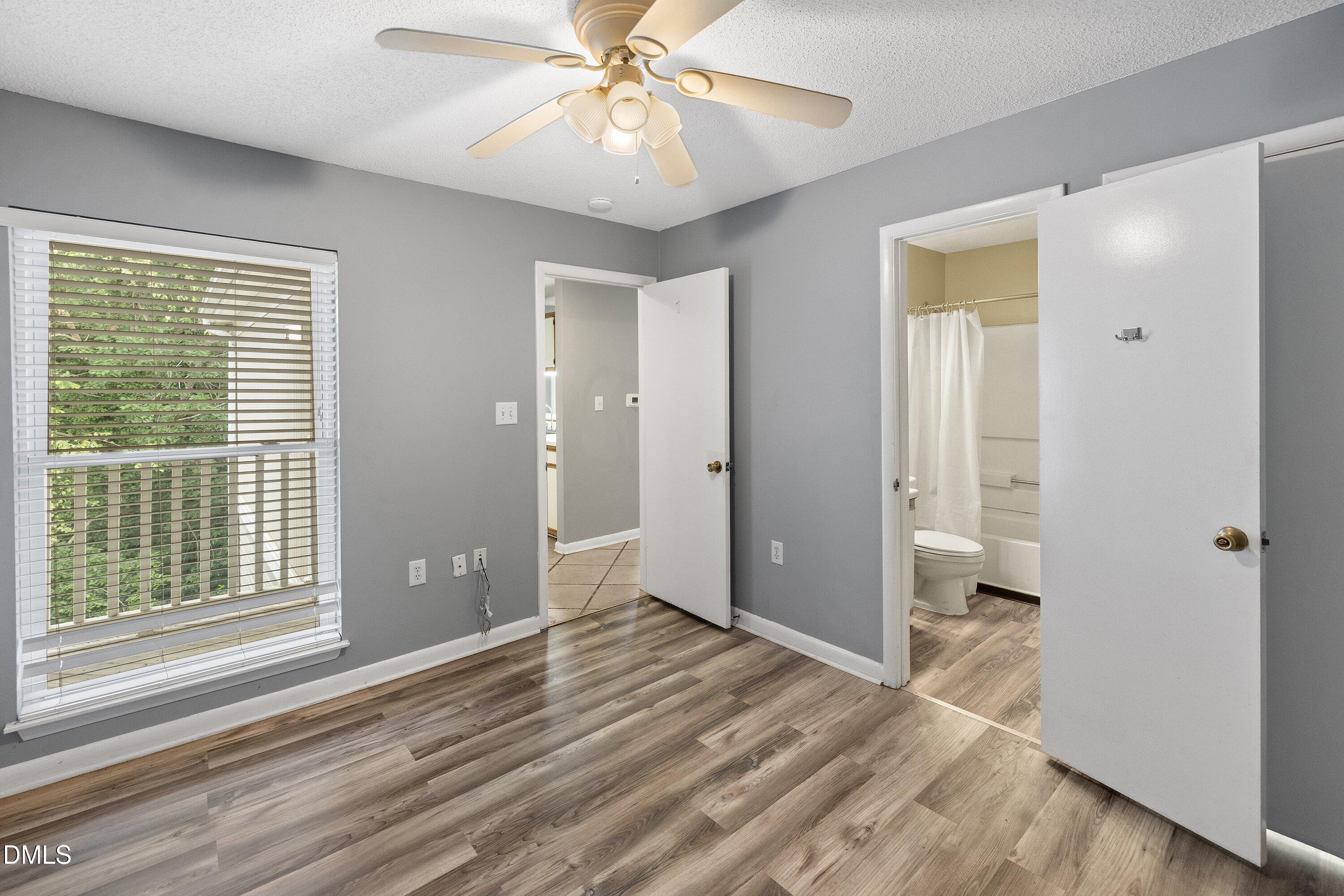 1431 Collegiate Circle, Unit 303 Raleigh, NC 27606 - Photo 12 of 28 12-1431 Collegiate Cir #303_5822
