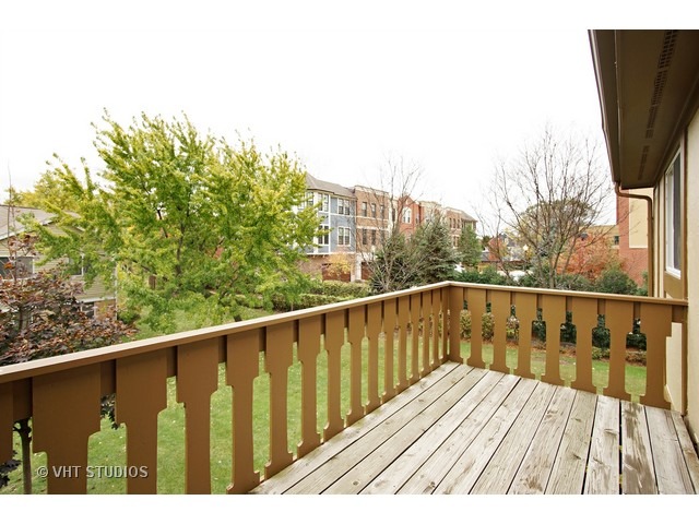 21 Illinois Avenue, Unit O2 Schaumburg, IL 60193 - Photo 10 of 10