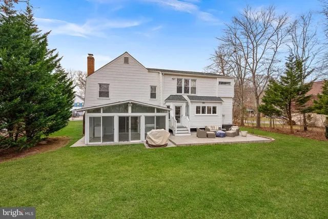 $899,000 | 21 Lipscomb Court, Sterling, VA 20165