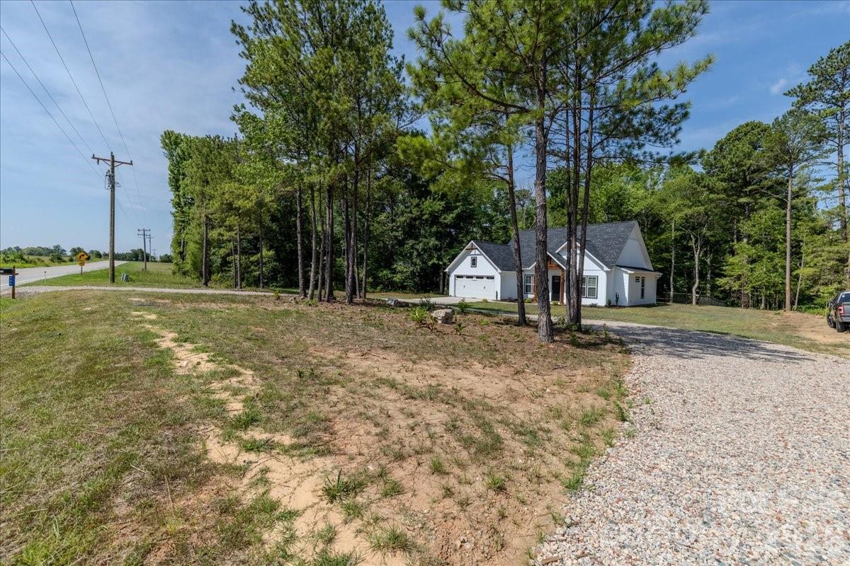 725 Potter Road Lancaster, SC 29720 - Photo 5 of 47