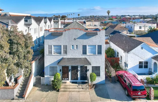 $999,900 | 629 West 8th Street, San Pedro, CA 90731
