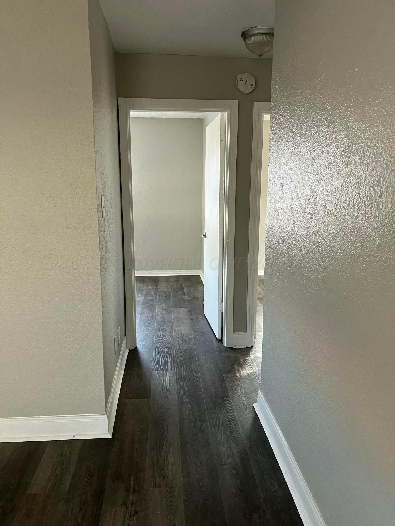 4648 Bowie Street Amarillo, TX 79110 - Photo 11 of 32 IMG_2411