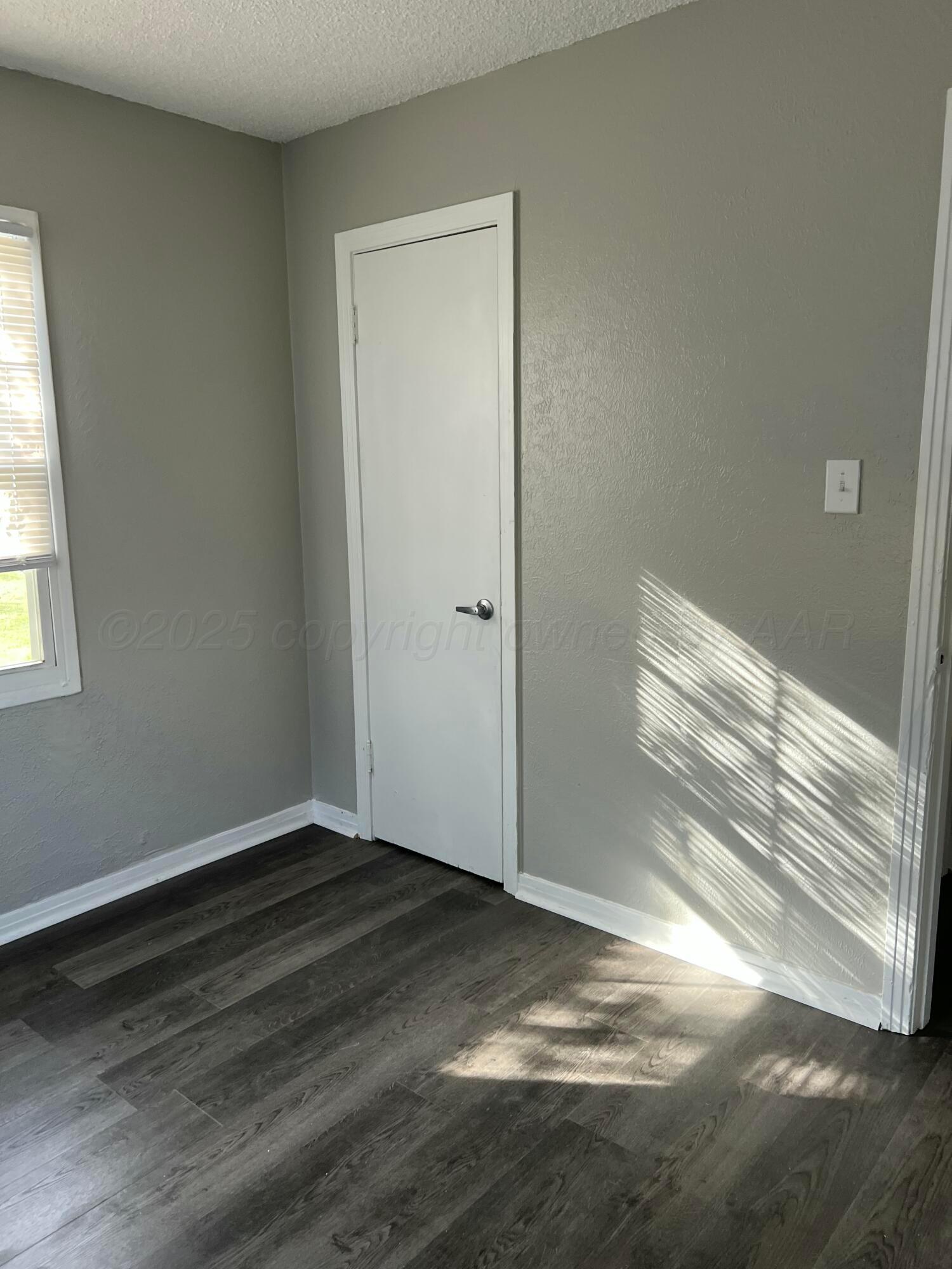 4648 Bowie Street Amarillo, TX 79110 - Photo 17 of 32 IMG_2424