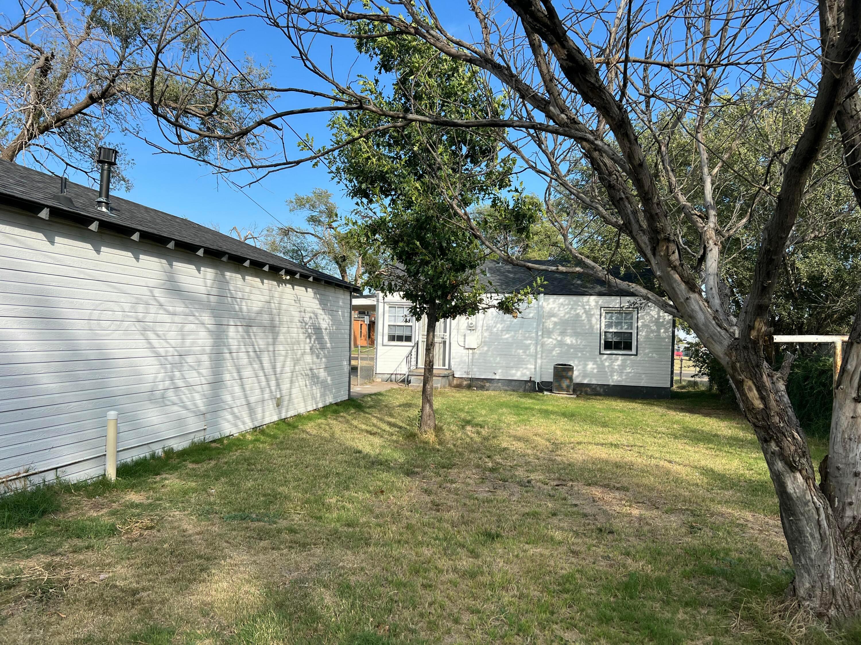 4648 Bowie Street Amarillo, TX 79110 - Photo 24 of 32 IMG_2440