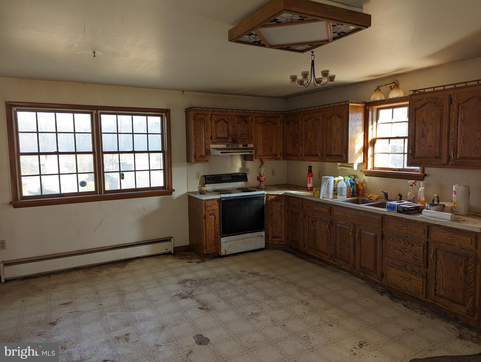 288 Ridge Road New Ringgold, PA 17960 - Photo 10 of 20 Kitchen
