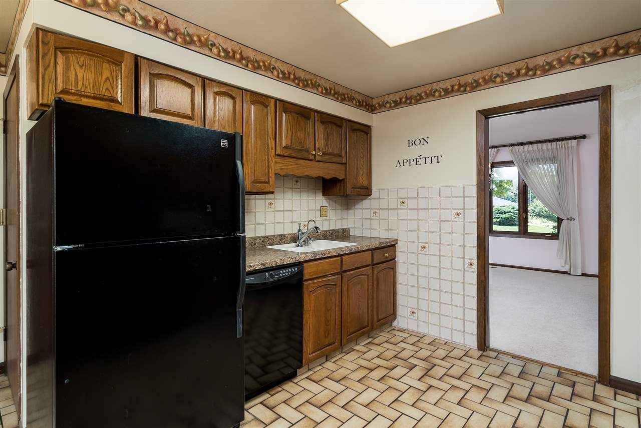 3812 Guilford Road Rockford, IL 61107 - Photo 11 of 25 Gallery Image 11