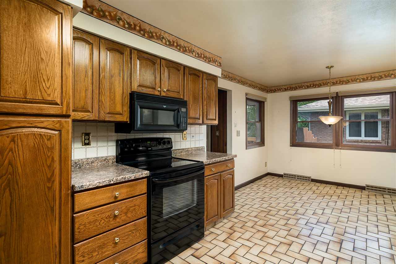 3812 Guilford Road Rockford, IL 61107 - Photo 13 of 25 Gallery Image 13