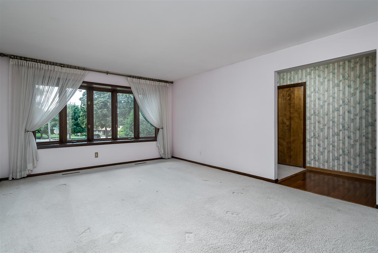 3812 Guilford Road Rockford, IL 61107 - Photo 6 of 25 Gallery Image 6