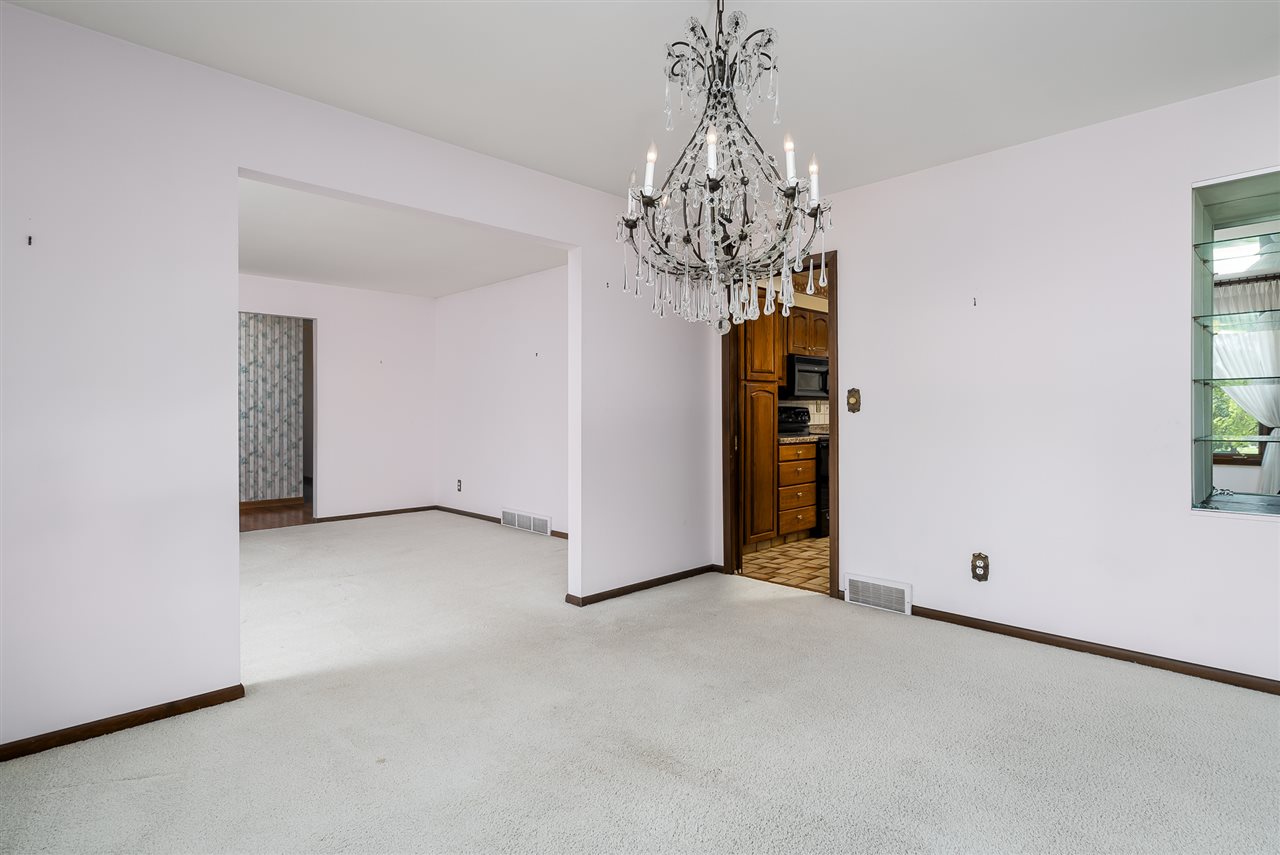 3812 Guilford Road Rockford, IL 61107 - Photo 7 of 25 Gallery Image 7