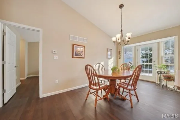 $450,000 | 16164 Amber Vista Drive, Ballwin, MO 63021