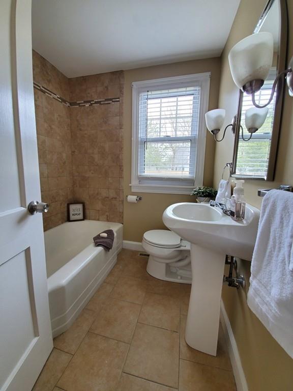 95 Janet Street West Springfield, MA 01089 - Photo 16 of 26 Gallery Image 16