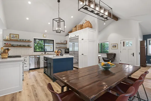 $1,850,000 | 207 East Eucalyptus Street, Ojai, CA 93023