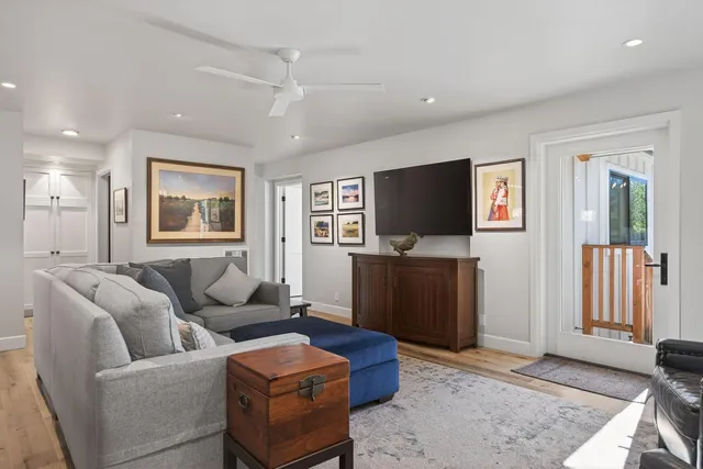 $1,850,000 | 207 East Eucalyptus Street, Ojai, CA 93023