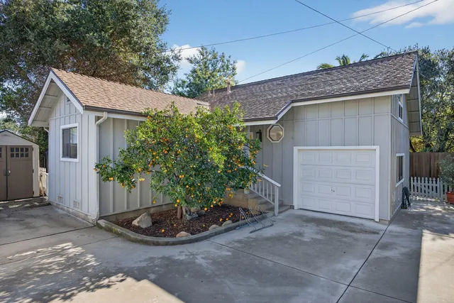 $1,850,000 | 207 East Eucalyptus Street, Ojai, CA 93023