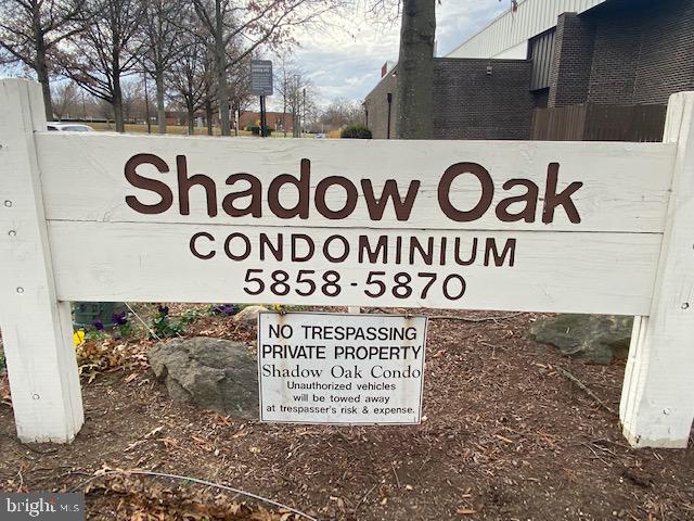 5860 Thunder Hill Road, Unit B2 Columbia, MD 21045 - Photo 2 of 35 a view of a street sign