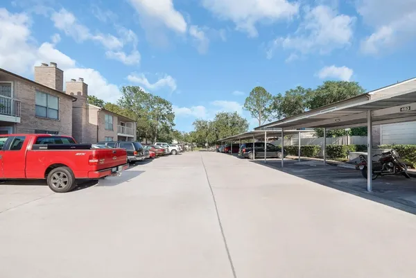 a view of outdoor space with yard and entertaining space
