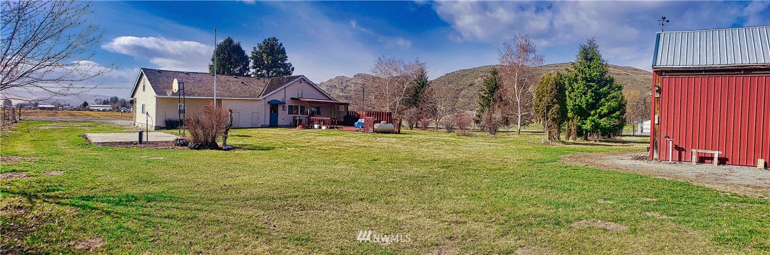 27 Hendrick Road Omak, WA 98841 - Photo 4 of 33 Gallery Image 4