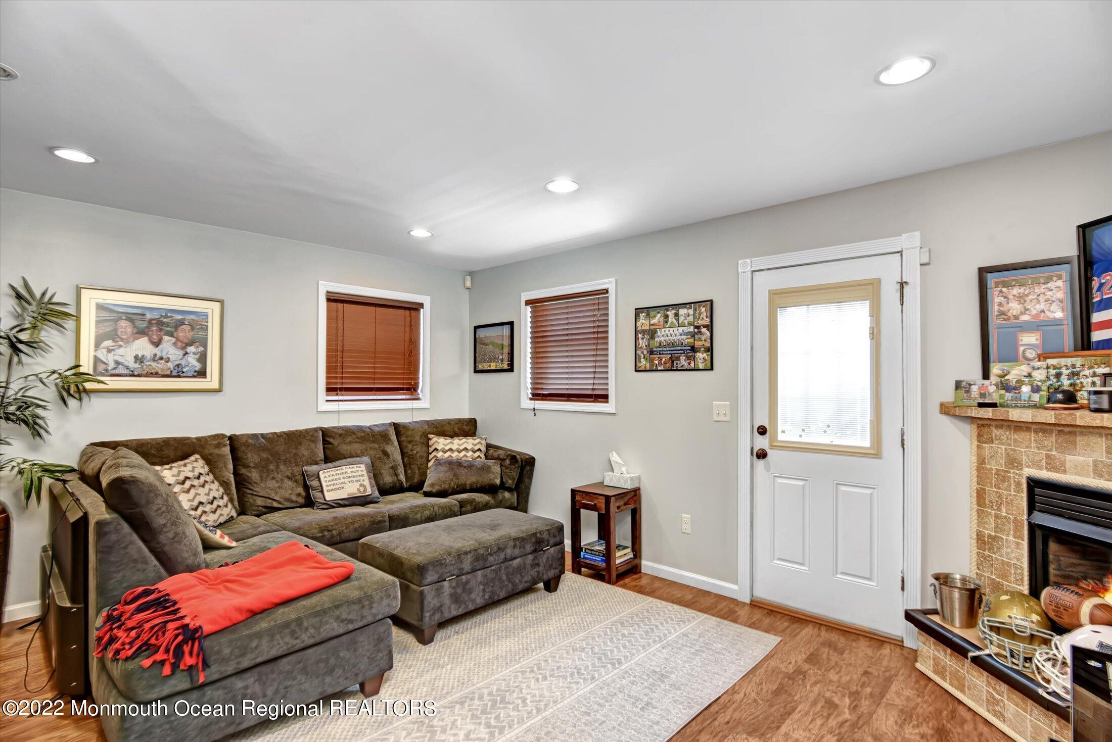 15 Cherry Tree Circle Howell, NJ 07731 - Photo 15 of 28 16-Den