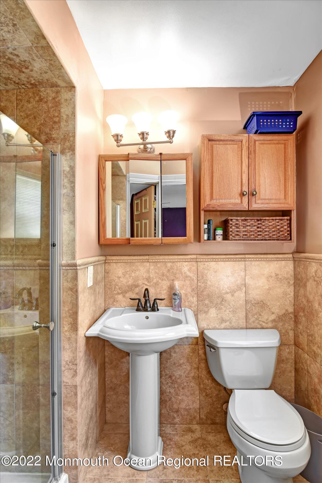 15 Cherry Tree Circle Howell, NJ 07731 - Photo 23 of 28 25-Master Bathroom