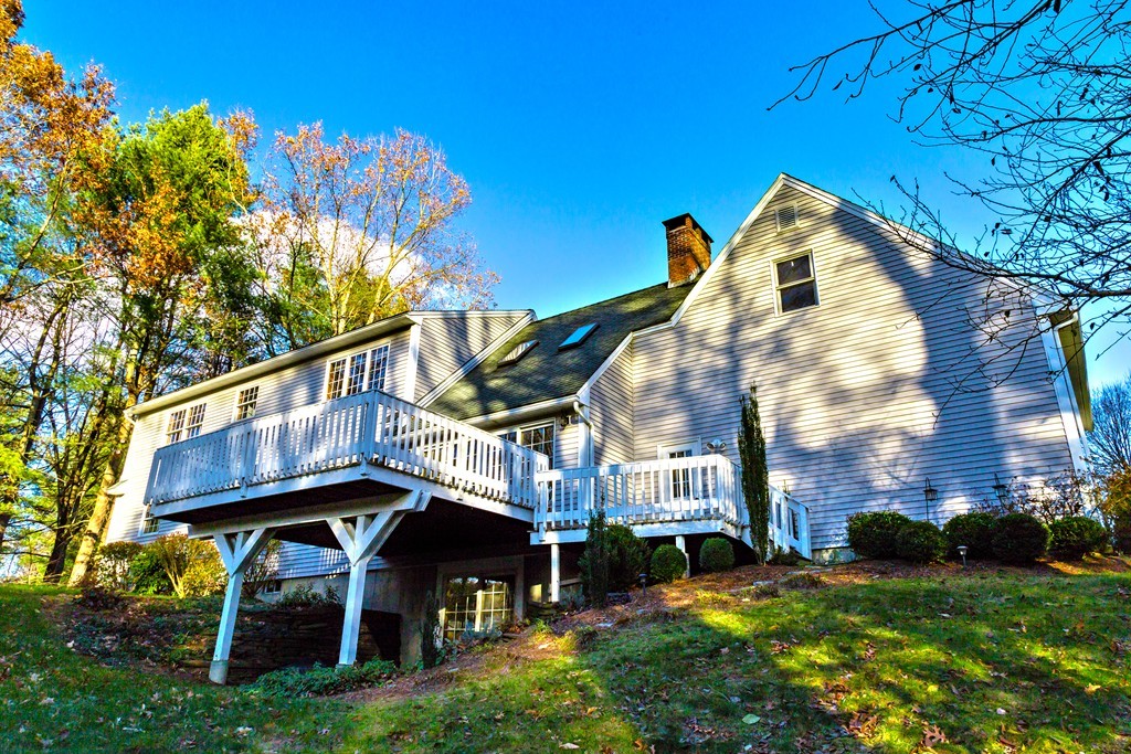 61 Plain Road Hatfield, MA 01038 - Photo 3 of 30 Gallery Image 3