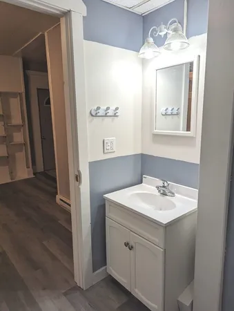 $180,000 | 302 South Ottawa Street, Earlville, IL 60518